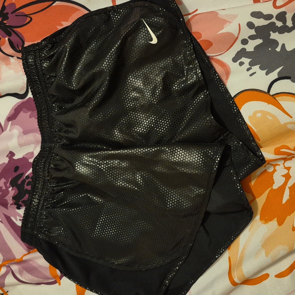 Girl's Black Nike Dri-Fit Shorts Size Medium